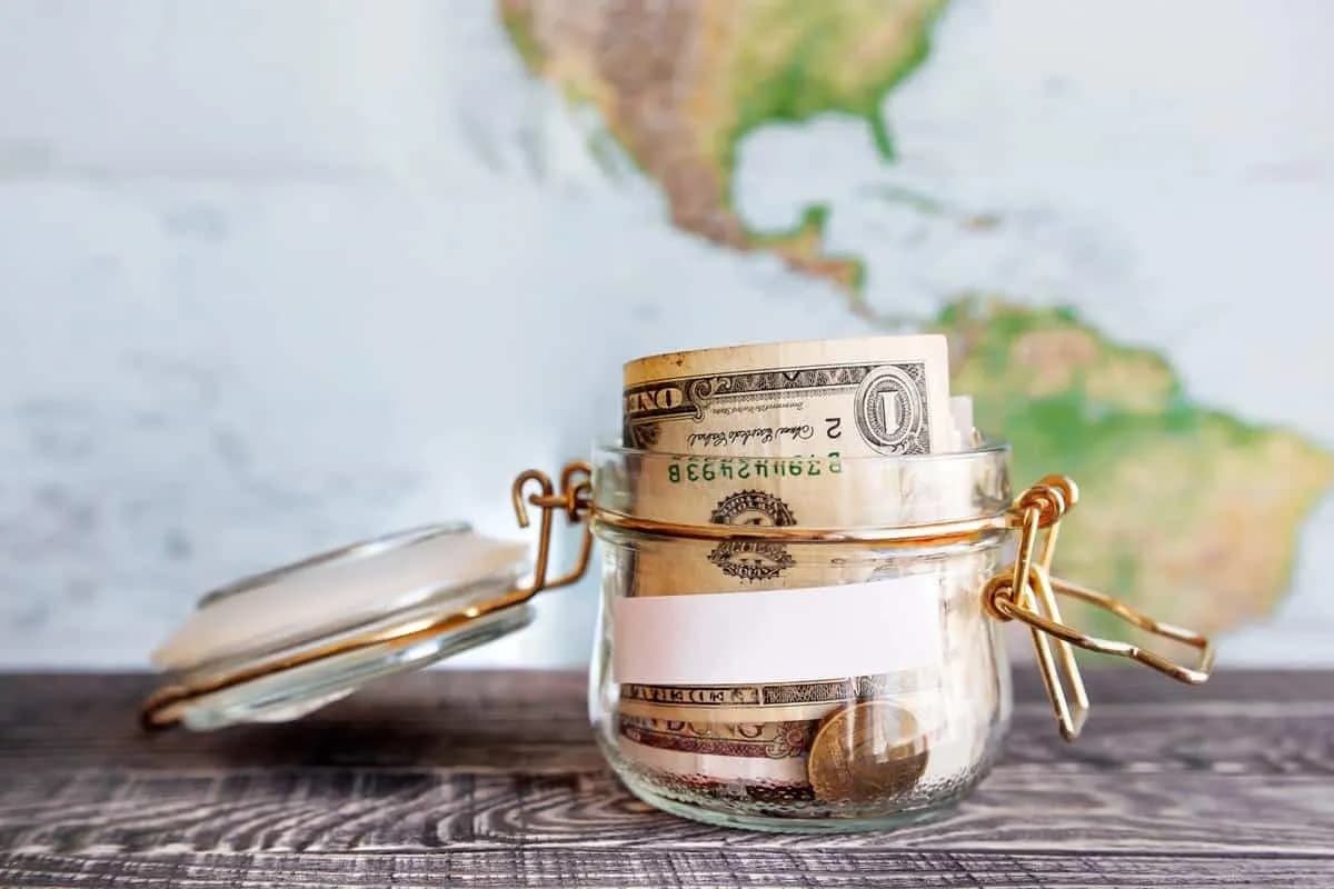 16 Tips on How to Travel on a Budget